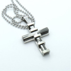 Collana modello pallinato argento lunga 50 cm con ciondolo a forma di Croce stilizzata
