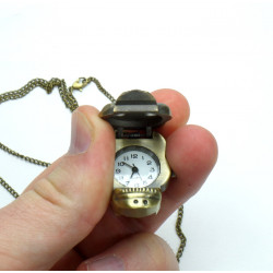 Collana con pendente orologio a forma di Teschio