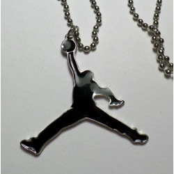 Collana modello pallinato argento con ciondolo a forma Michael Jordan Nero